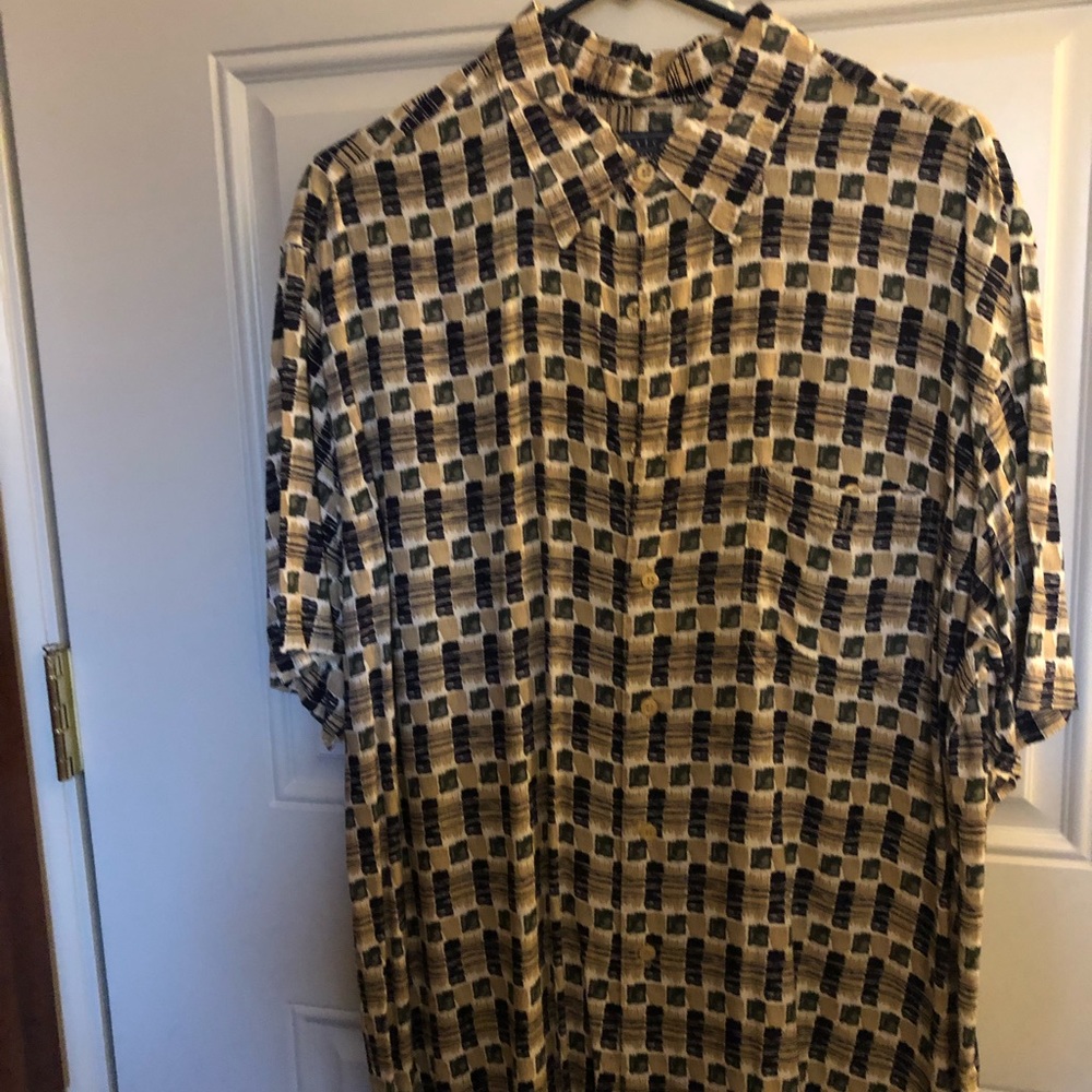 Men’s short sleeve shirt
